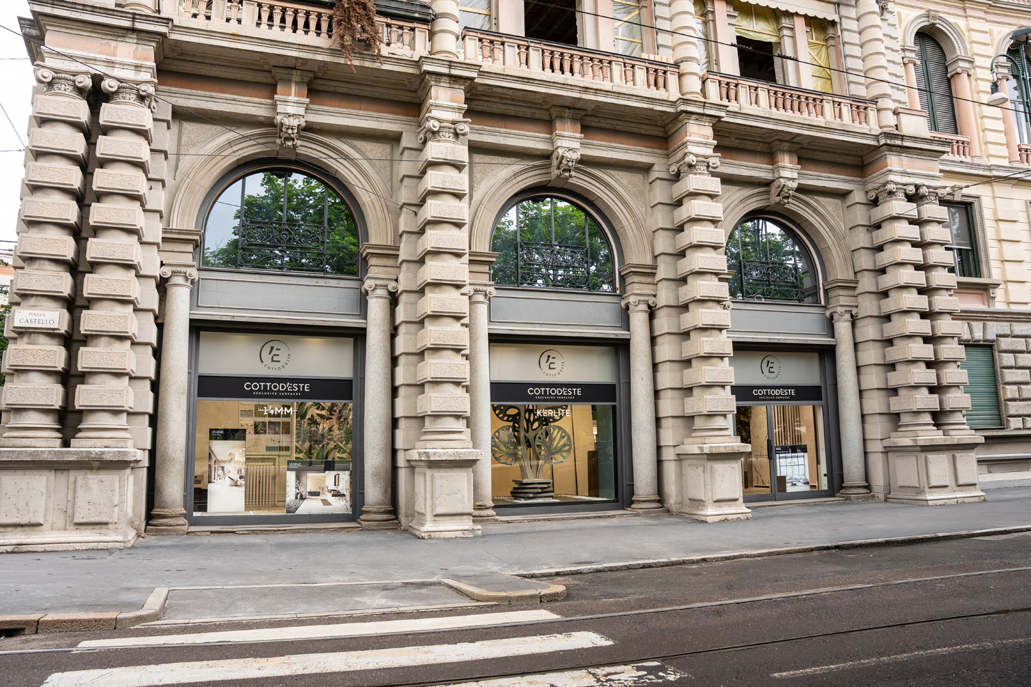 SHOWROOM MILAAN: Foto 3
