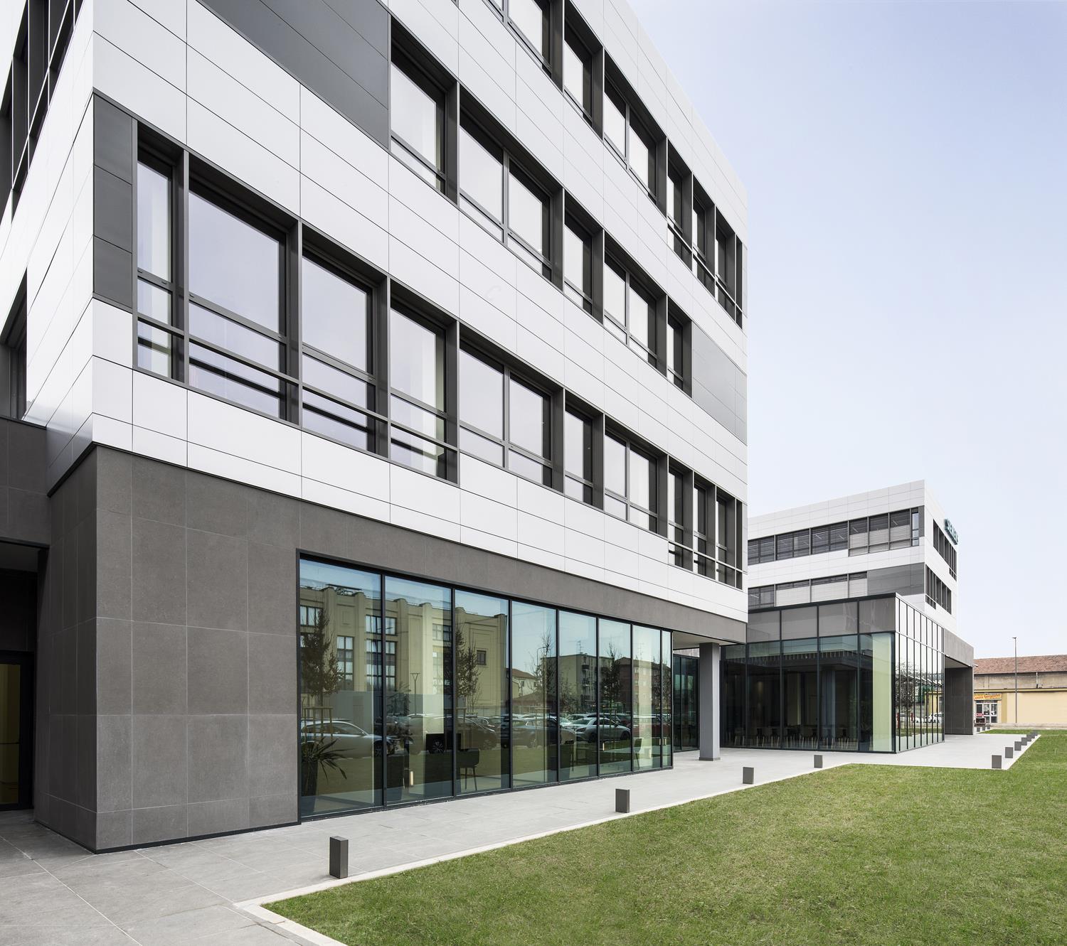 Siemens Headquarter: Photo 9